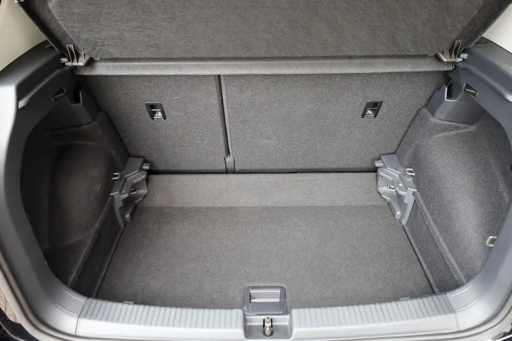 Volkswagen T-Cross 1.0 TSI 95pk Life Edition | Navigatie | A uit 2025, foto 16