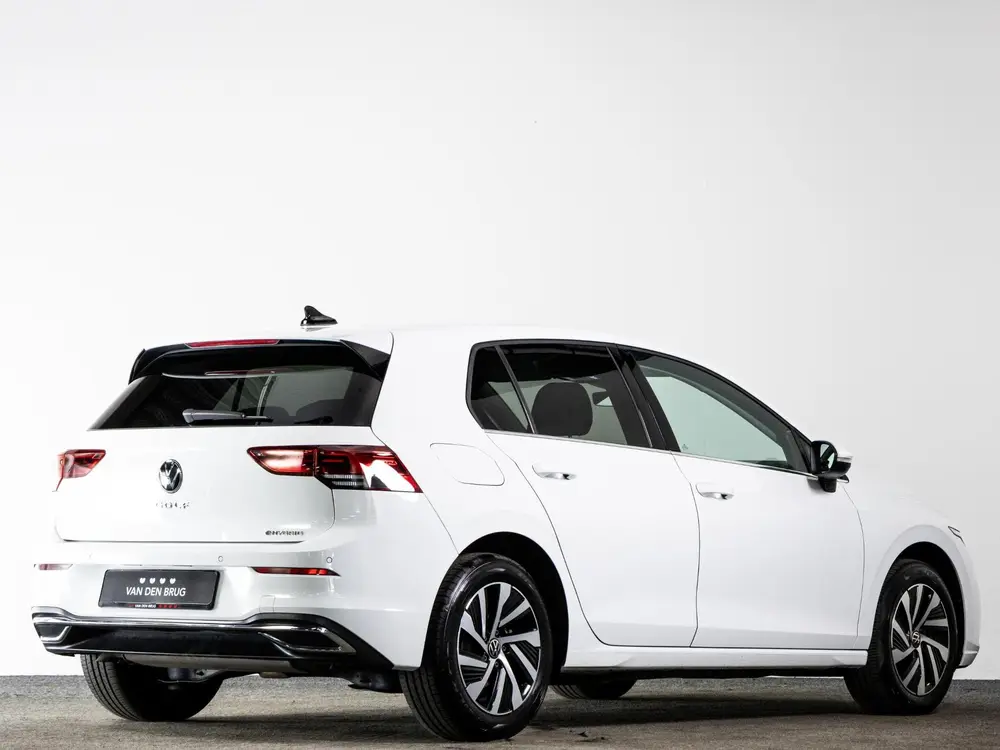 Volkswagen Golf Style 1.4 204 PK DSG eHybrid Automaat | LED uit 2021, foto 2