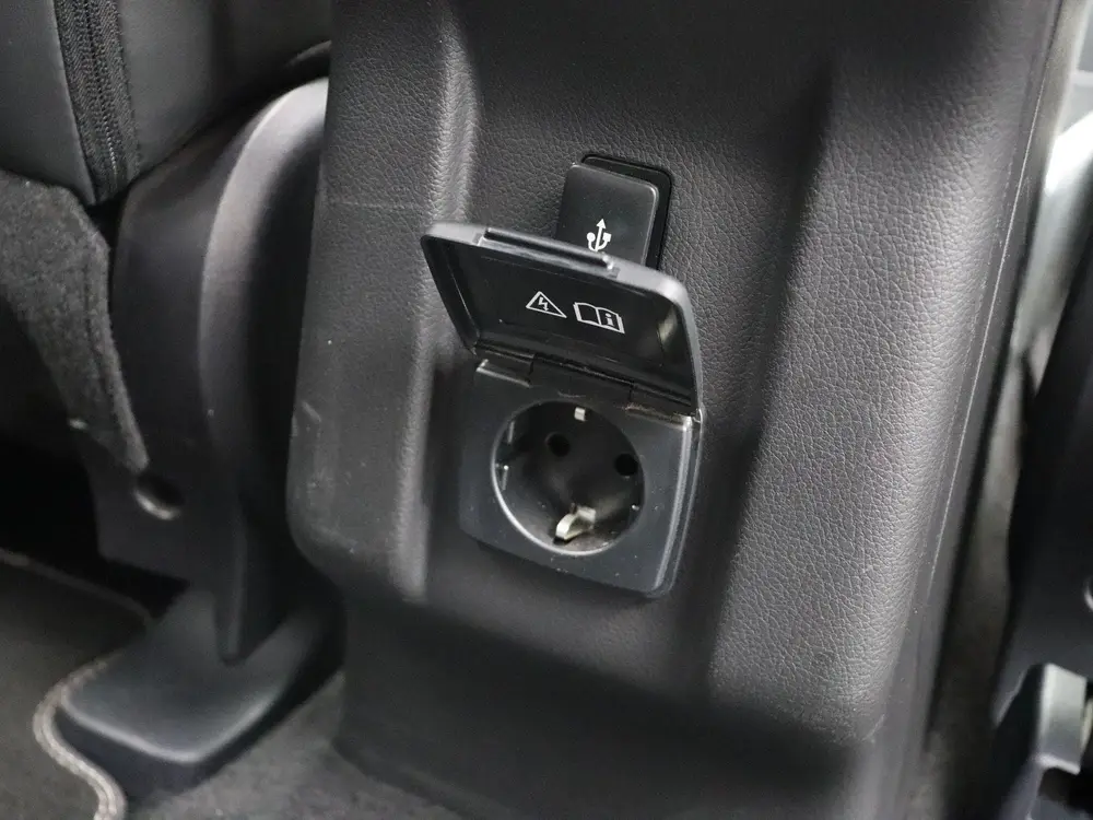 Mitsubishi Outlander 2.4 PHEV Instyle | Leder | Panorama dak uit 2020, foto 5