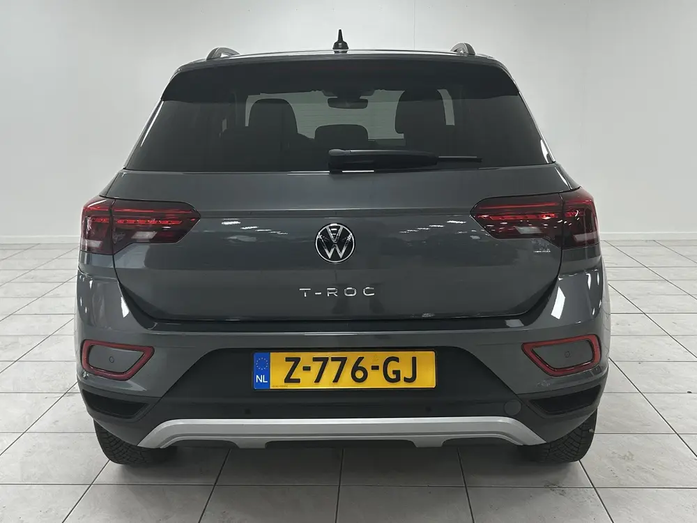 Volkswagen T-Roc 1.0 TSI Life | NAVIGATIE | PARKEERSENSOREN uit 2022, foto 17