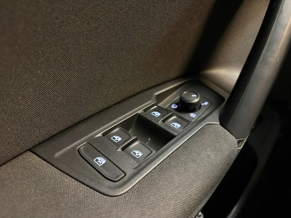 Volkswagen Tiguan Life Business 1.5 TSi | LED | Navigatie | uit 2021, foto 20