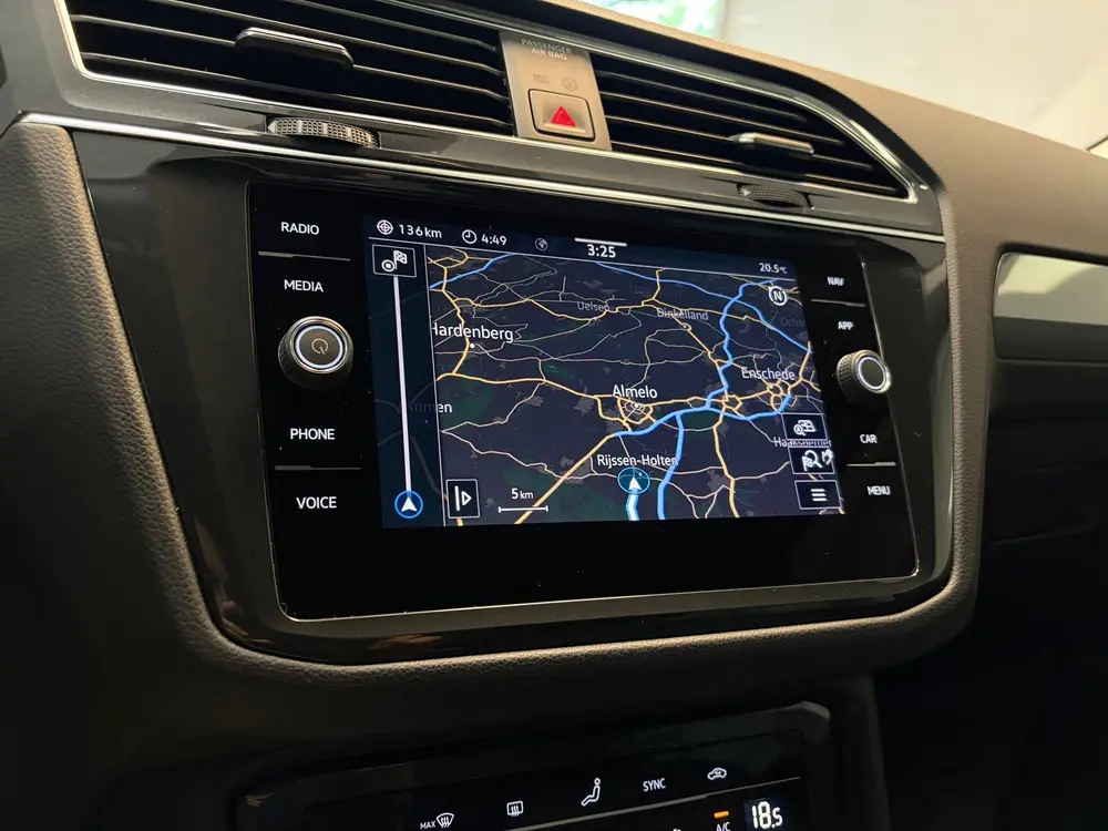 Volkswagen Tiguan Life Business 1.5 TSi | LED | Navigatie | uit 2021, foto 8