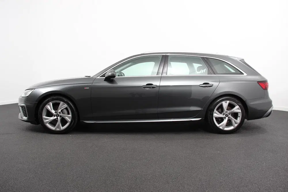 Audi A4 40 TFSI 204 pk S-tronic S Line Plus Naviga uit 2022, foto 7