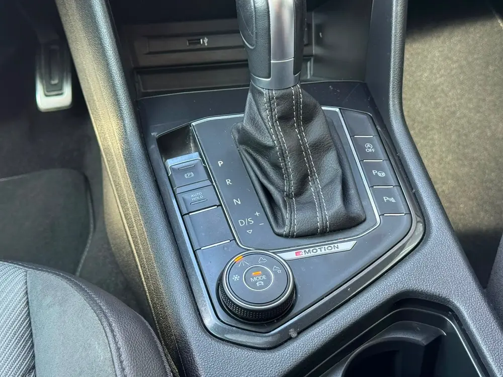 Volkswagen Tiguan 2.0 TSI 4Motion R-Line Pano Camera Trekhaa uit 2019, foto 16