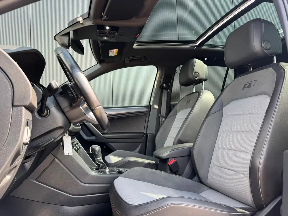 Volkswagen Tiguan 2.0 TSI 4Motion R-Line Pano Camera Trekhaa uit 2019, foto 18