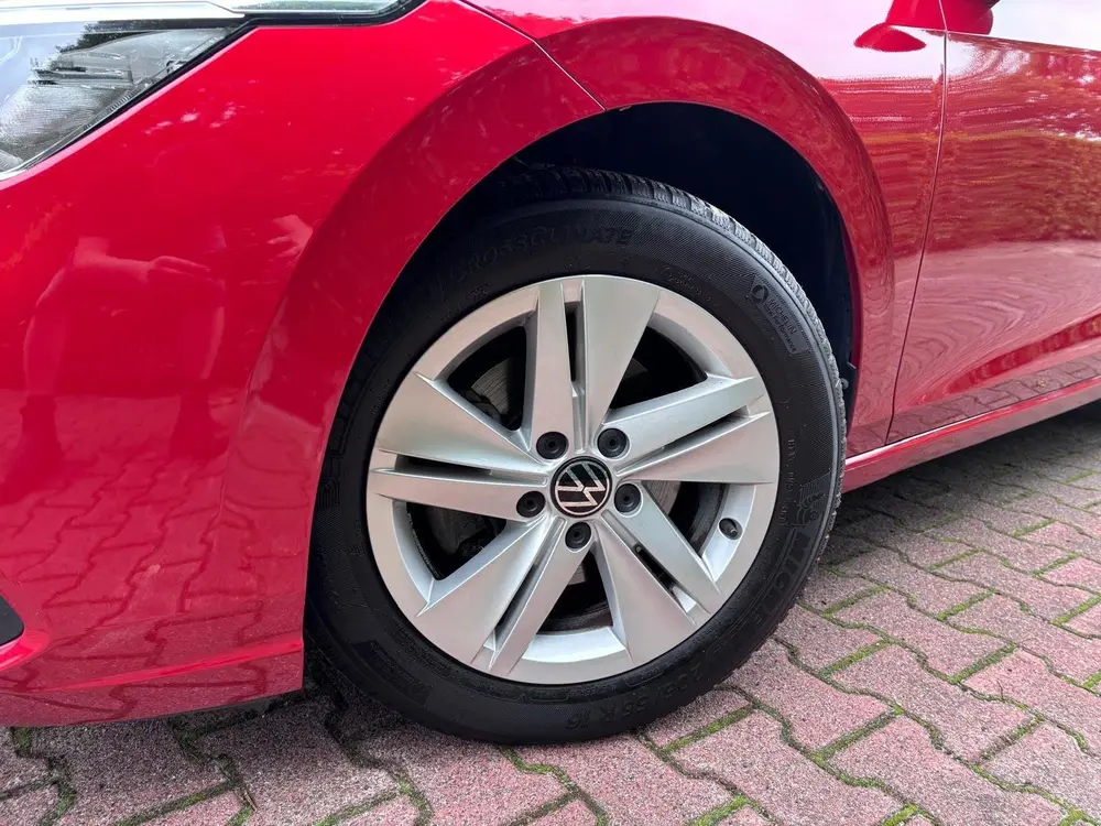 Volkswagen Golf 1.0 TSI Life uit 2020, foto 5