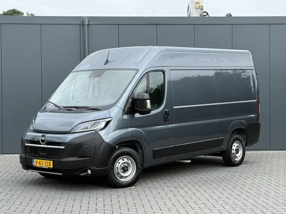 Opel Movano 2.2D 120 PK uit 2024, foto 2