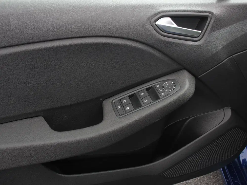 Mitsubishi Colt 1.6 HEV Automaat Intense DEMO Navigatie Ap uit 2025, foto 13