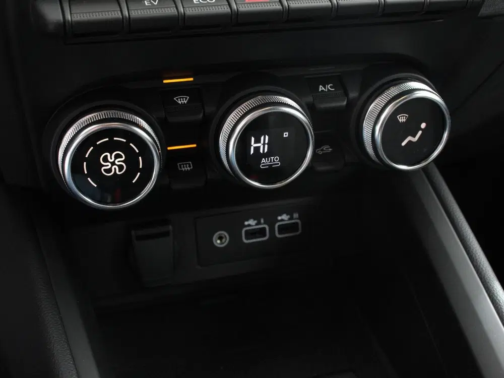 Mitsubishi Colt 1.6 HEV Automaat Intense DEMO Navigatie Ap uit 2025, foto 20