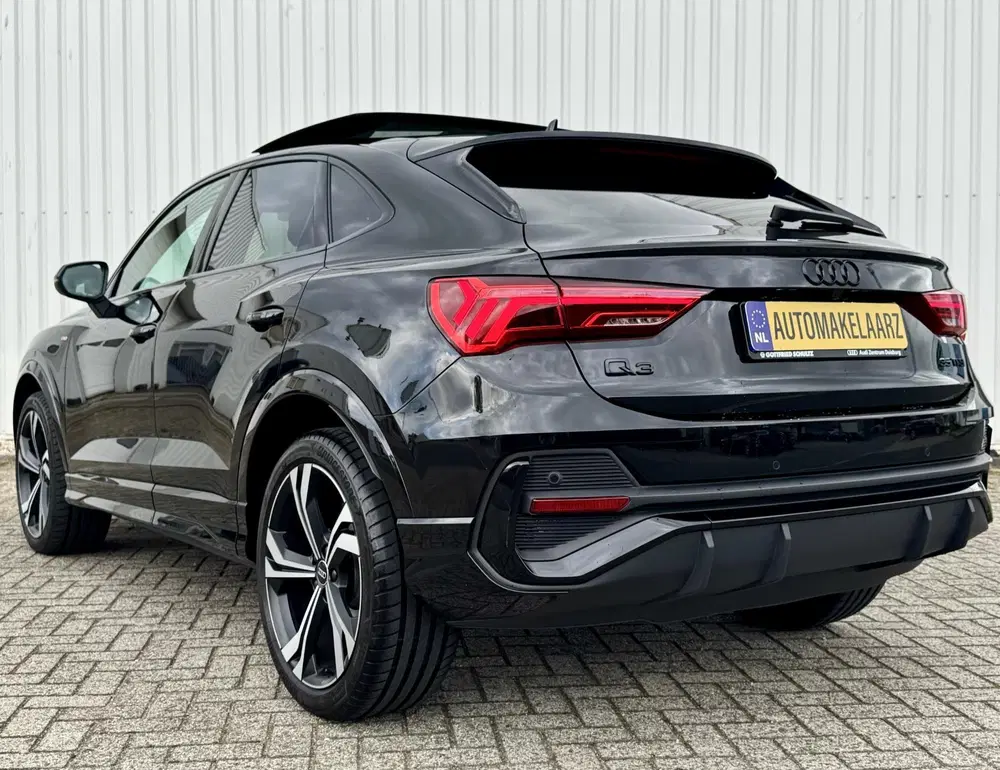 Audi Q3 35 TFSI S Line Pano ACC Trekhaak 1 Jaar ga uit 2020, foto 4