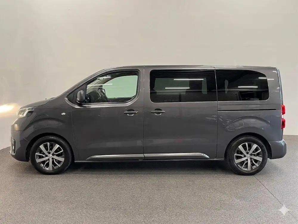 Toyota Proace Luxury L2 8persoons PERSONENBUS uit 2022, foto 4