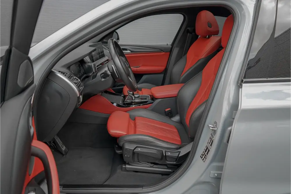 BMW X4 xDrive20i M-Sport Pano Laser Stuurverw Tre uit 2023, foto 4