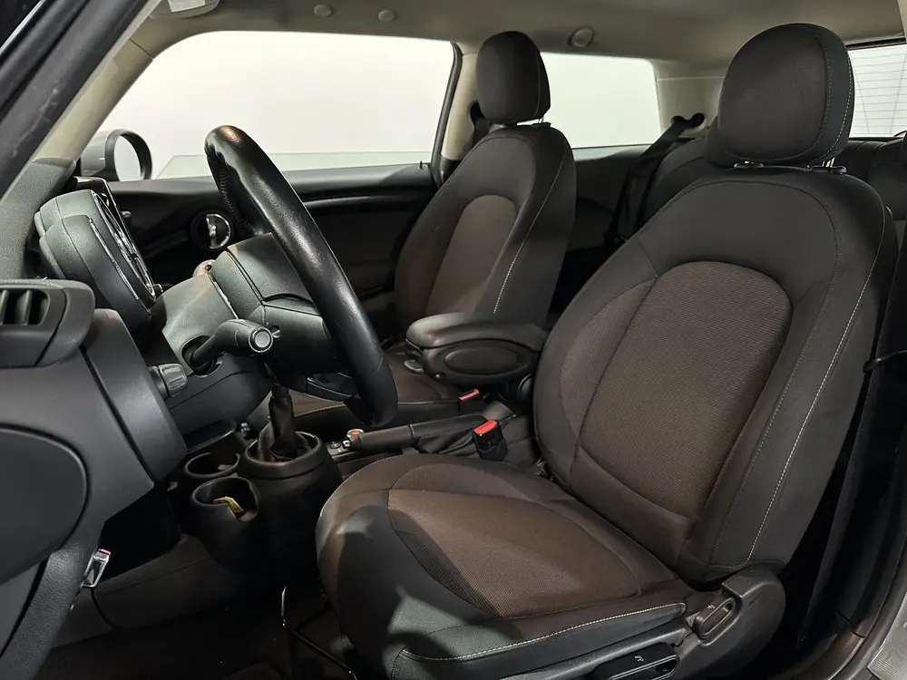 Mini One 1.5 One uit 2019, foto 10