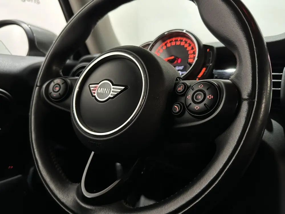 Mini One 1.5 One uit 2019, foto 12