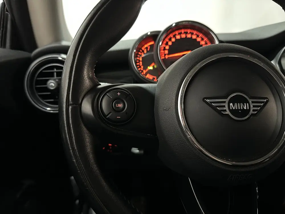 Mini One 1.5 One uit 2019, foto 14