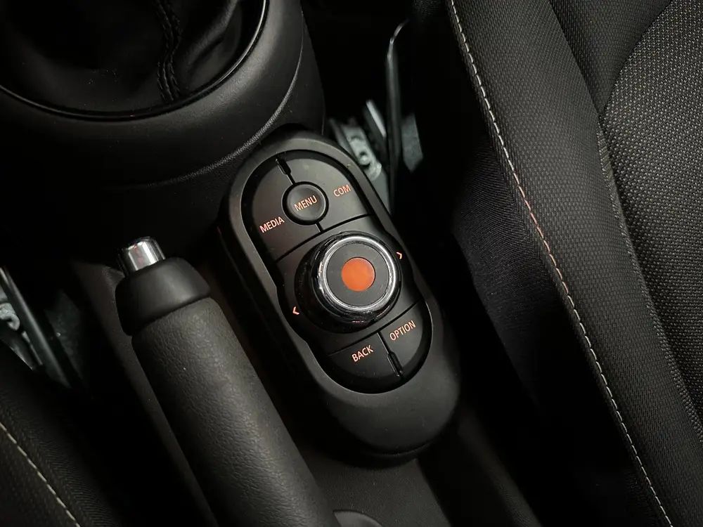 Mini One 1.5 One uit 2019, foto 19