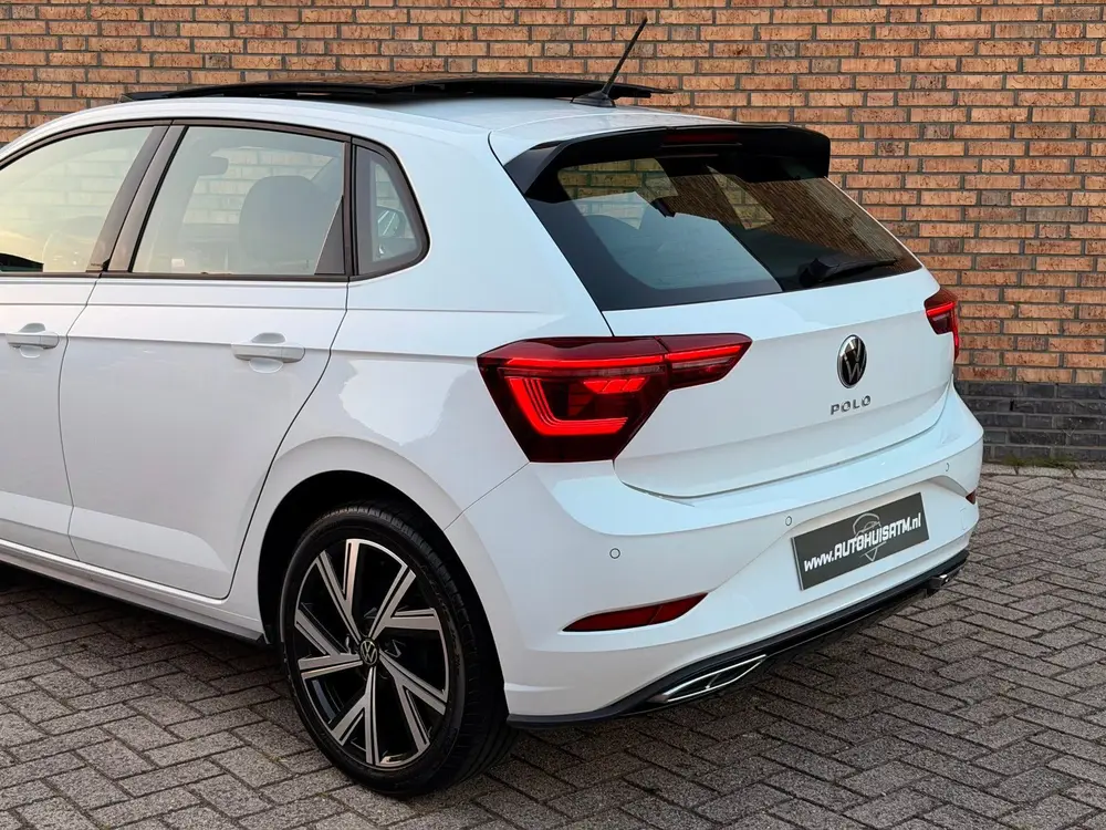 Volkswagen Polo 1.0 TSI R-Line Pano Acc IQ Light Climatr Vir uit 2024, foto 14