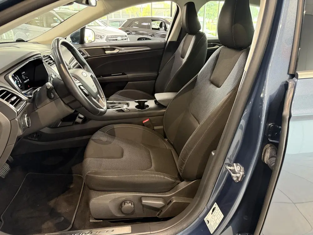 Ford Mondeo 2.0 IVCT HEV Titanium uit 2019, foto 12