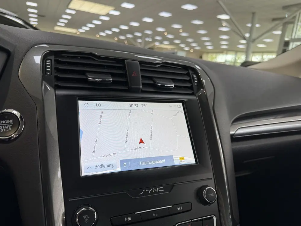 Ford Mondeo 2.0 IVCT HEV Titanium uit 2019, foto 13