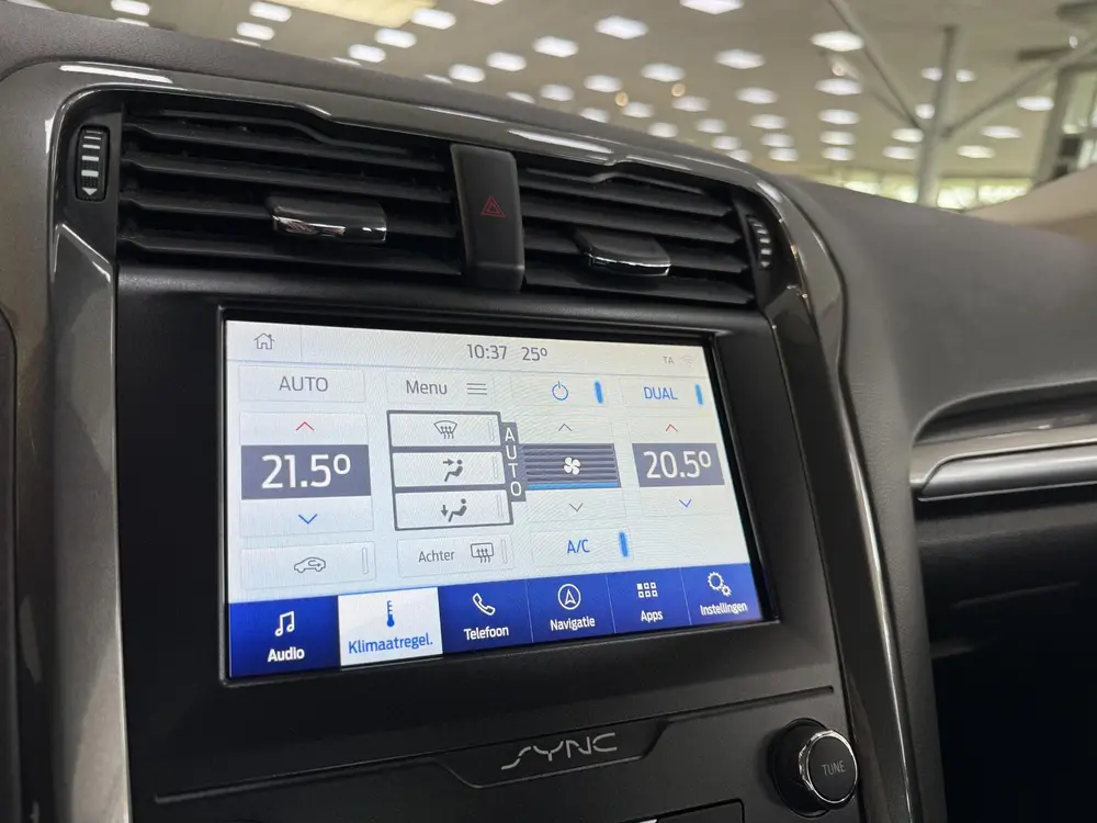 Ford Mondeo 2.0 IVCT HEV Titanium uit 2019, foto 18
