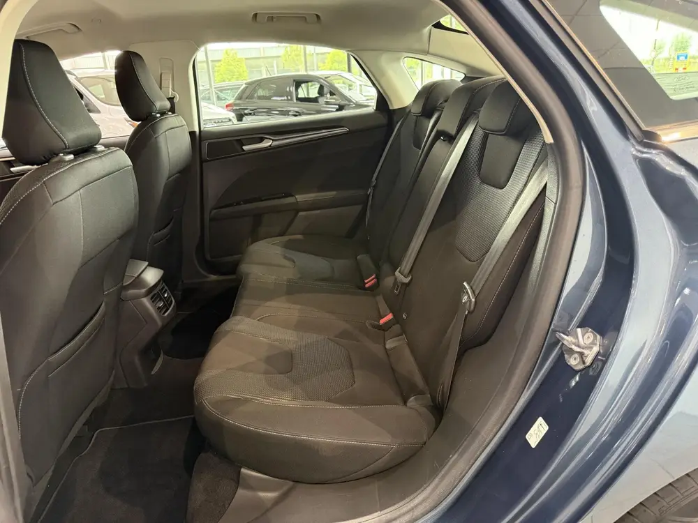Ford Mondeo 2.0 IVCT HEV Titanium uit 2019, foto 20