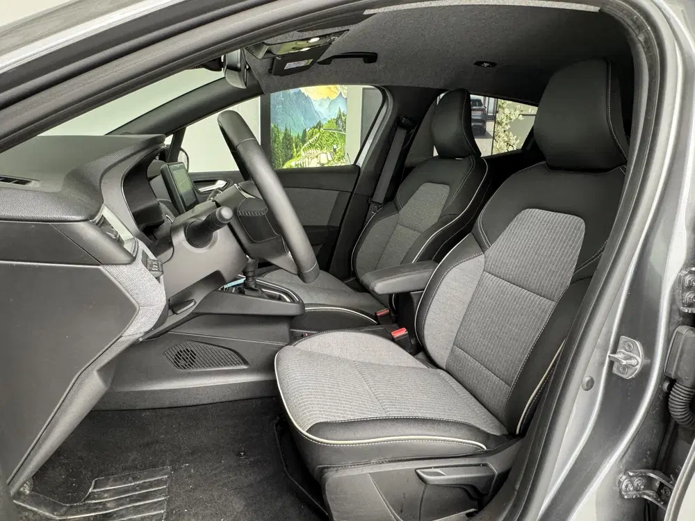 Renault Clio 1.0 TCe 90 GPF Techno uit 2025, foto 7
