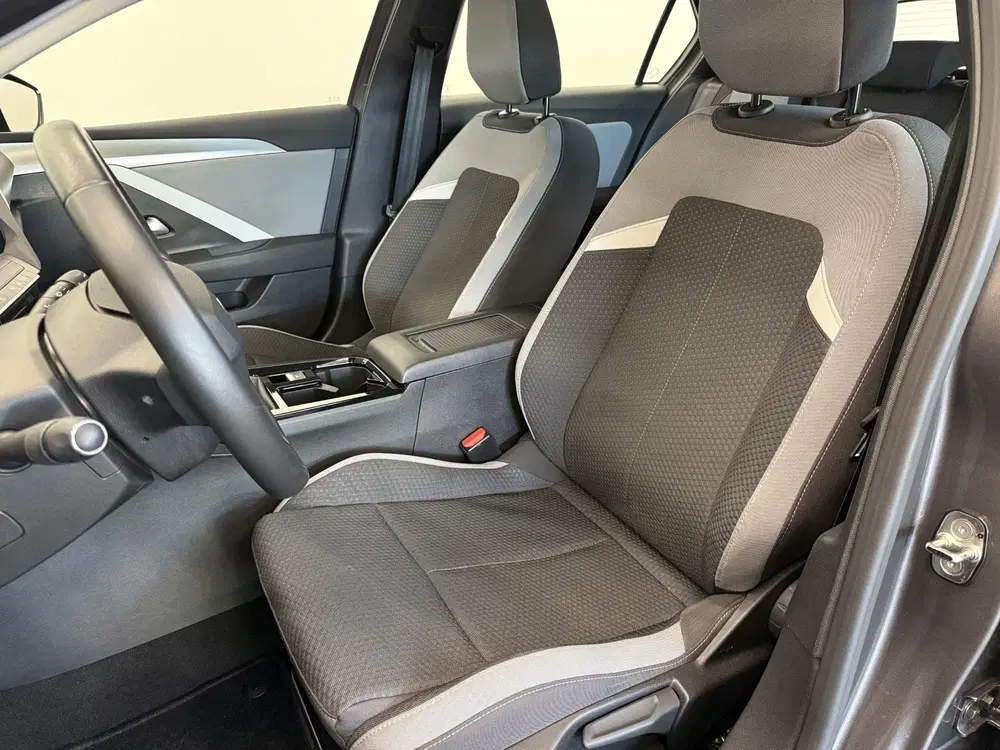 Opel Astra 1.2 Edition Navigatie Apple Carplay Androi uit 2023, foto 20