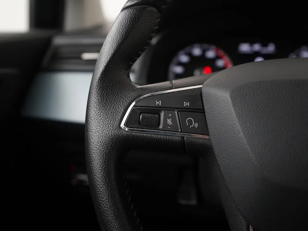 SEAT Arona 1.0 TSI Xcellence Business Intense DSG | Camera | uit 2019, foto 8