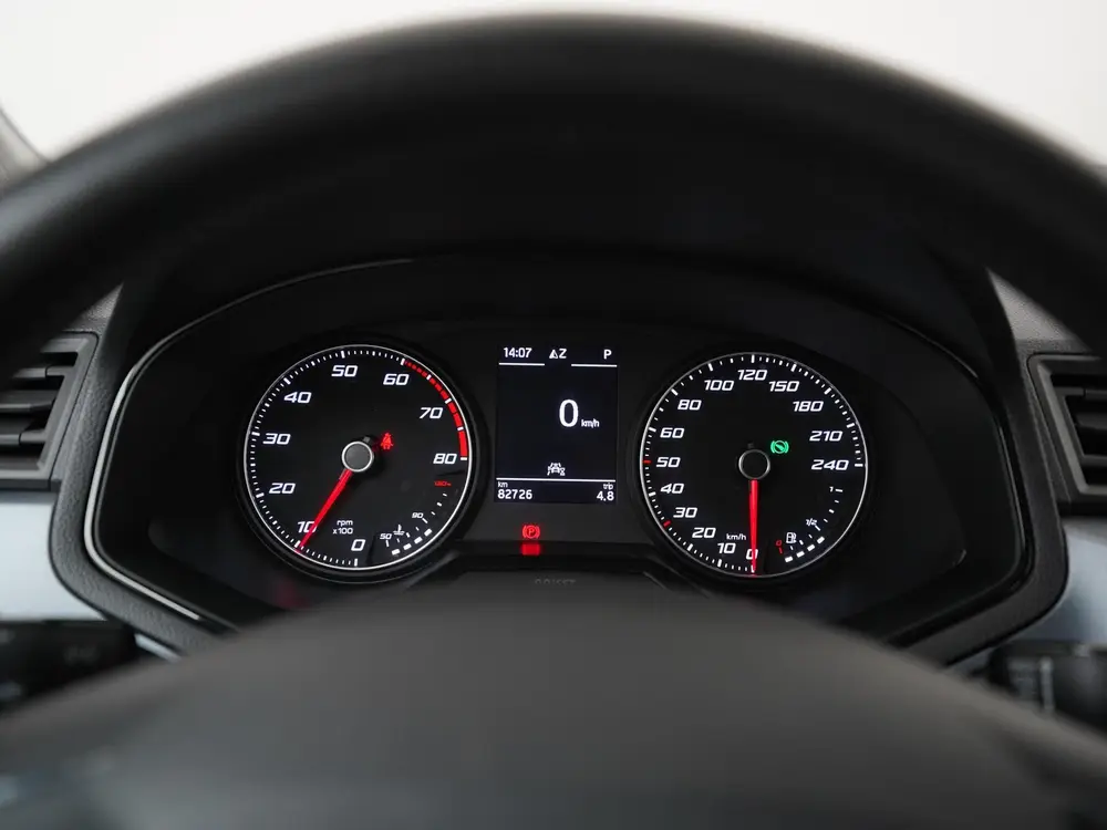 SEAT Arona 1.0 TSI Xcellence Business Intense DSG | Camera | uit 2019, foto 9