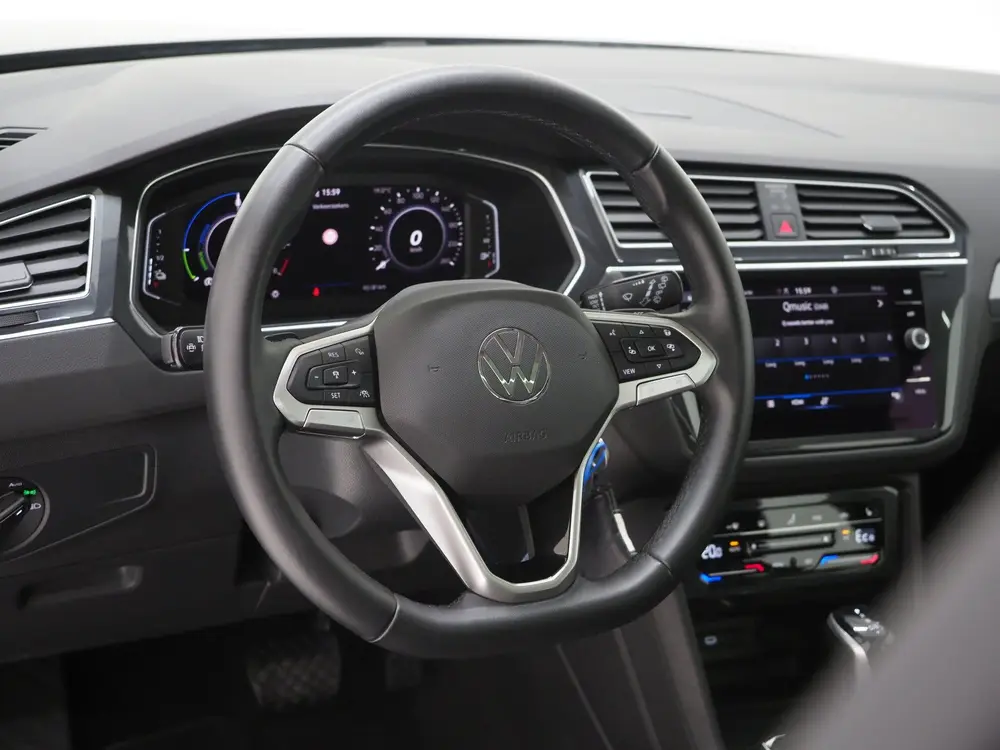 Volkswagen Tiguan 1.4 TSI eHybrid Elegance | Panoramadak | A uit 2021, foto 17