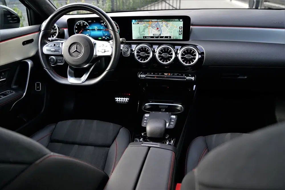 Mercedes-Benz A-Klasse 250 e AMG 218pk Pano Camera Sfeerverl uit 2022, foto 6