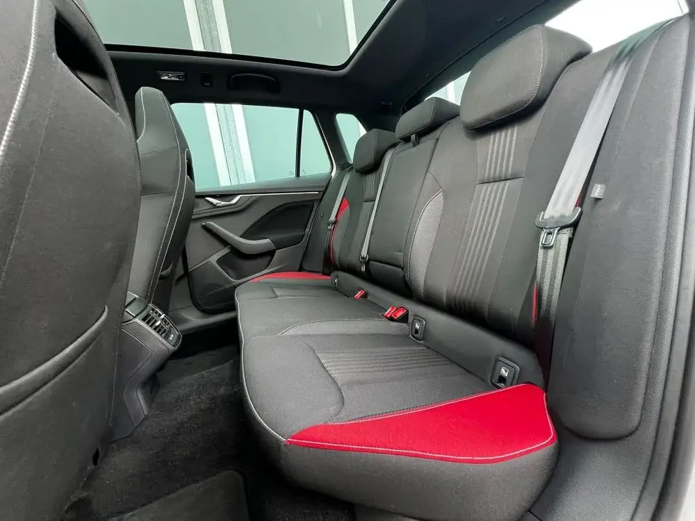 Skoda Kamiq 1.0TSI 110pk Monte Carlo uit 2022, foto 6