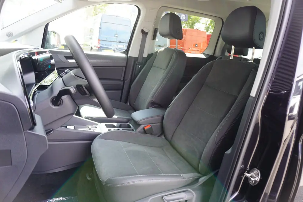 Volkswagen Caddy Maxi L2 150pk Plug-in Hybride Style Automaa uit 2026, foto 11