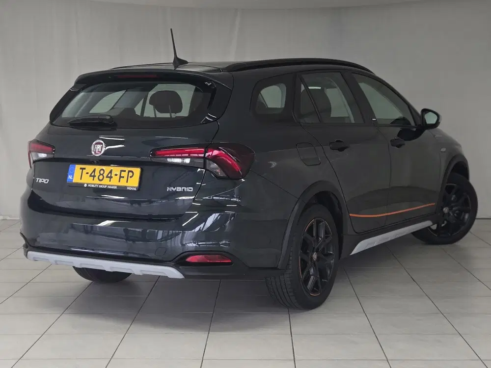 Fiat Tipo 1.5 Hybrid Garmin uit 2023, foto 10