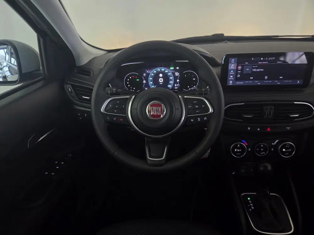 Fiat Tipo 1.5 Hybrid Garmin uit 2023, foto 4