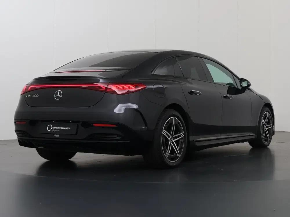 Mercedes-Benz EQE 300 AMG Line 89 kWh uit 2024, foto 2