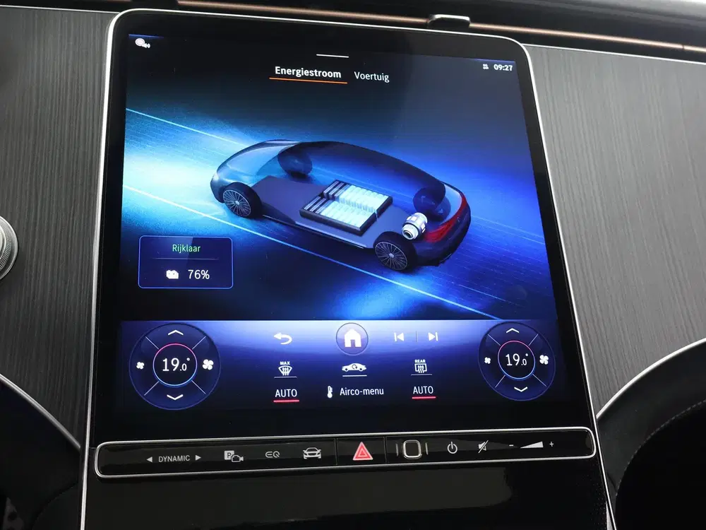Mercedes-Benz EQE 300 AMG Line 89 kWh uit 2024, foto 20