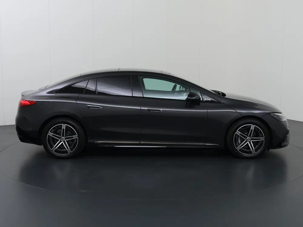 Mercedes-Benz EQE 300 AMG Line 89 kWh uit 2024, foto 6
