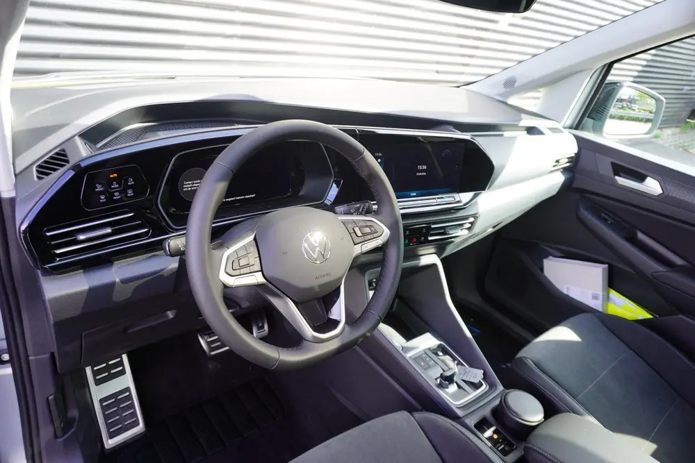 Volkswagen Caddy Maxi L2 150pk Plug-in Hybride Style Automaa uit 2026, foto 2