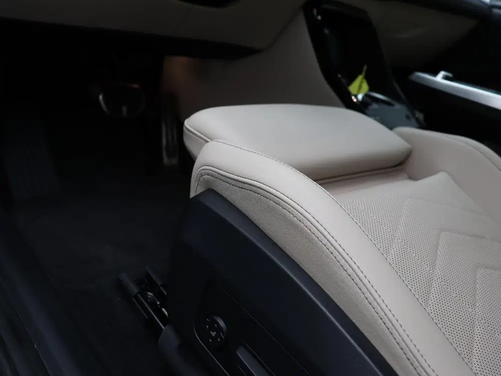 BMW iX1 xDrive30 M Sportpakket uit 2025, foto 12