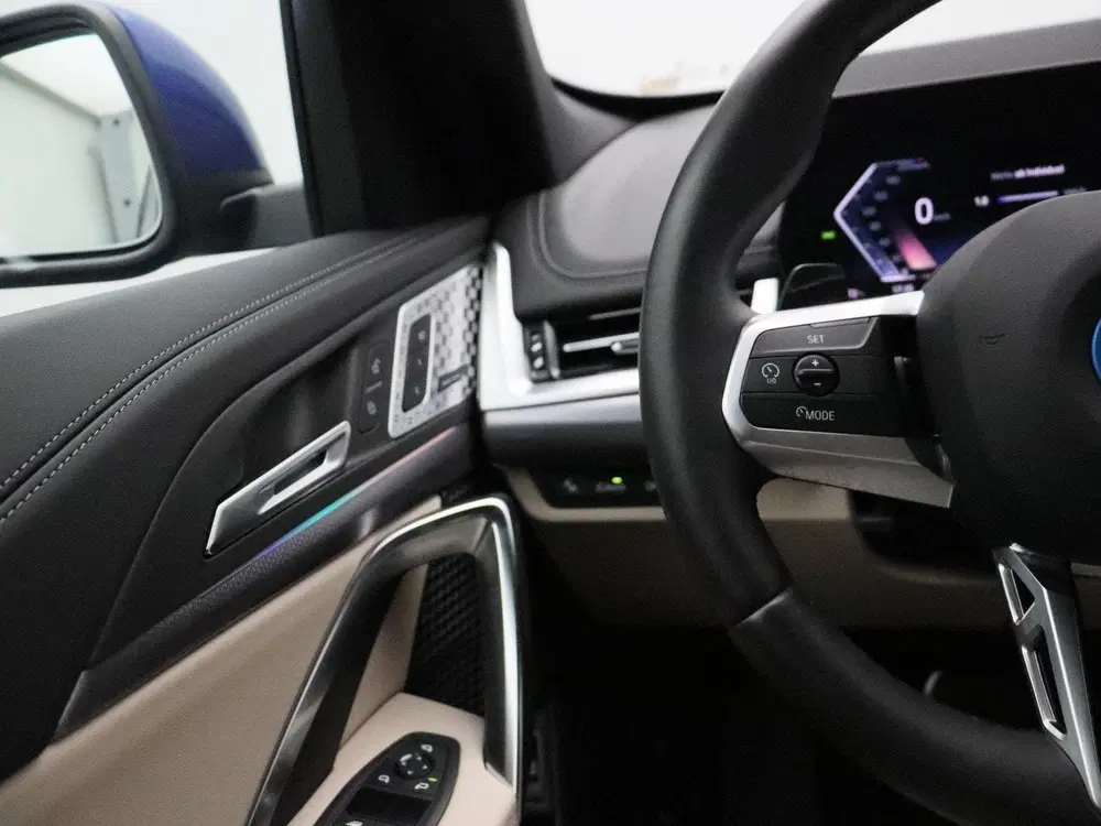 BMW iX1 xDrive30 M Sportpakket uit 2025, foto 16