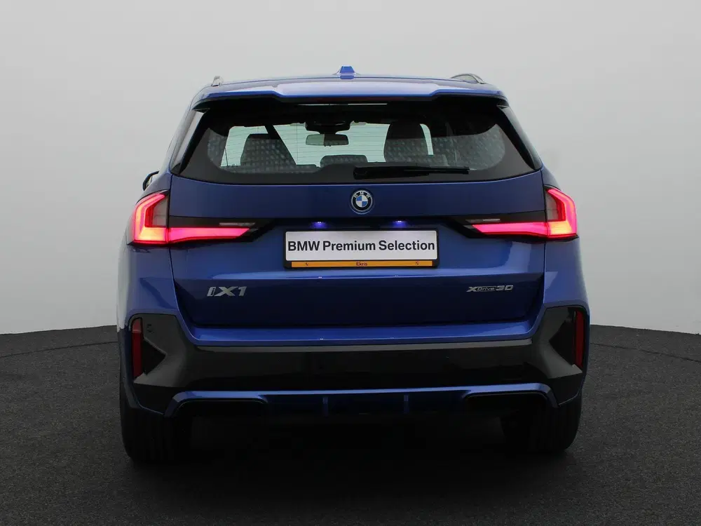 BMW iX1 xDrive30 M Sportpakket uit 2025, foto 5