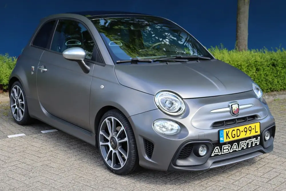 Fiat 500 1.4 T-Jet Abarth Turismo 165pk - Panorama - Grigio uit 2019