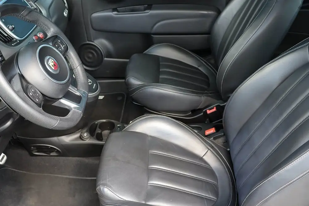 Fiat 500 1.4 T-Jet Abarth Turismo 165pk - Panorama - Grigio uit 2019, foto 10