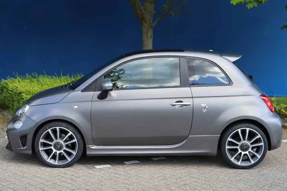 Fiat 500 1.4 T-Jet Abarth Turismo 165pk - Panorama - Grigio uit 2019, foto 6