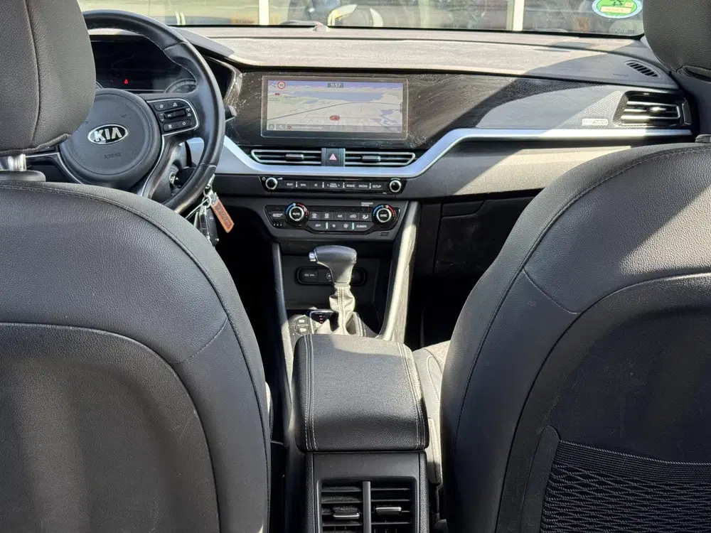 Kia Niro 1.6 GDi Hybrid DynamicLine Nav uit 2021, foto 17