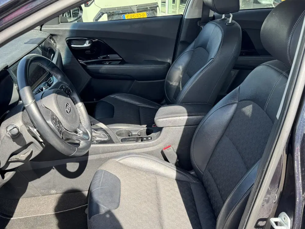 Kia Niro 1.6 GDi Hybrid DynamicLine Nav uit 2021, foto 8