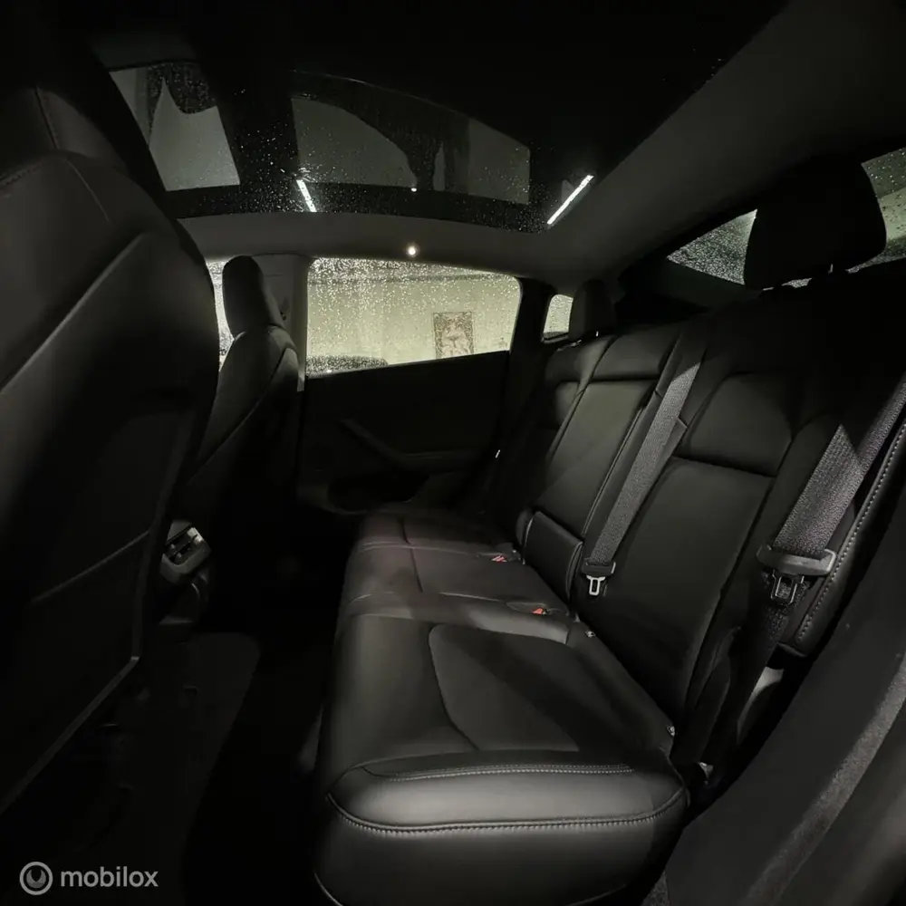 Tesla Model Y + MMX PACK + IAP uit 2023, foto 10