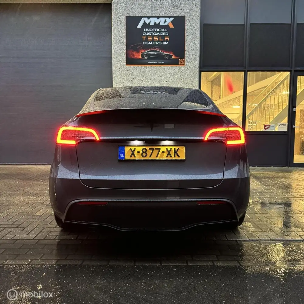 Tesla Model Y + MMX PACK + IAP uit 2023, foto 8