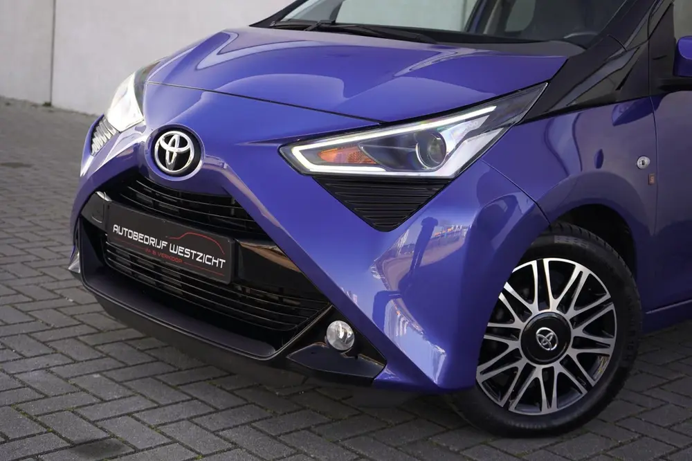 Toyota Aygo 1.0 VVT-i x-clusiv Automaat, Carplay, Key-less! uit 2019, foto 2